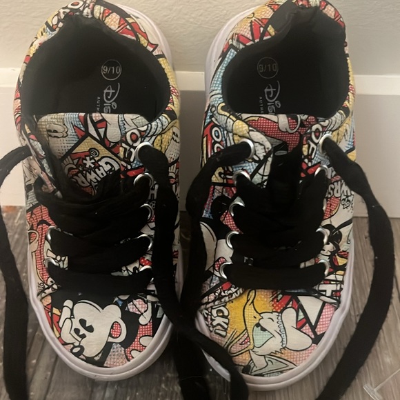 Disney parks character shoes - Picture 6 of 6